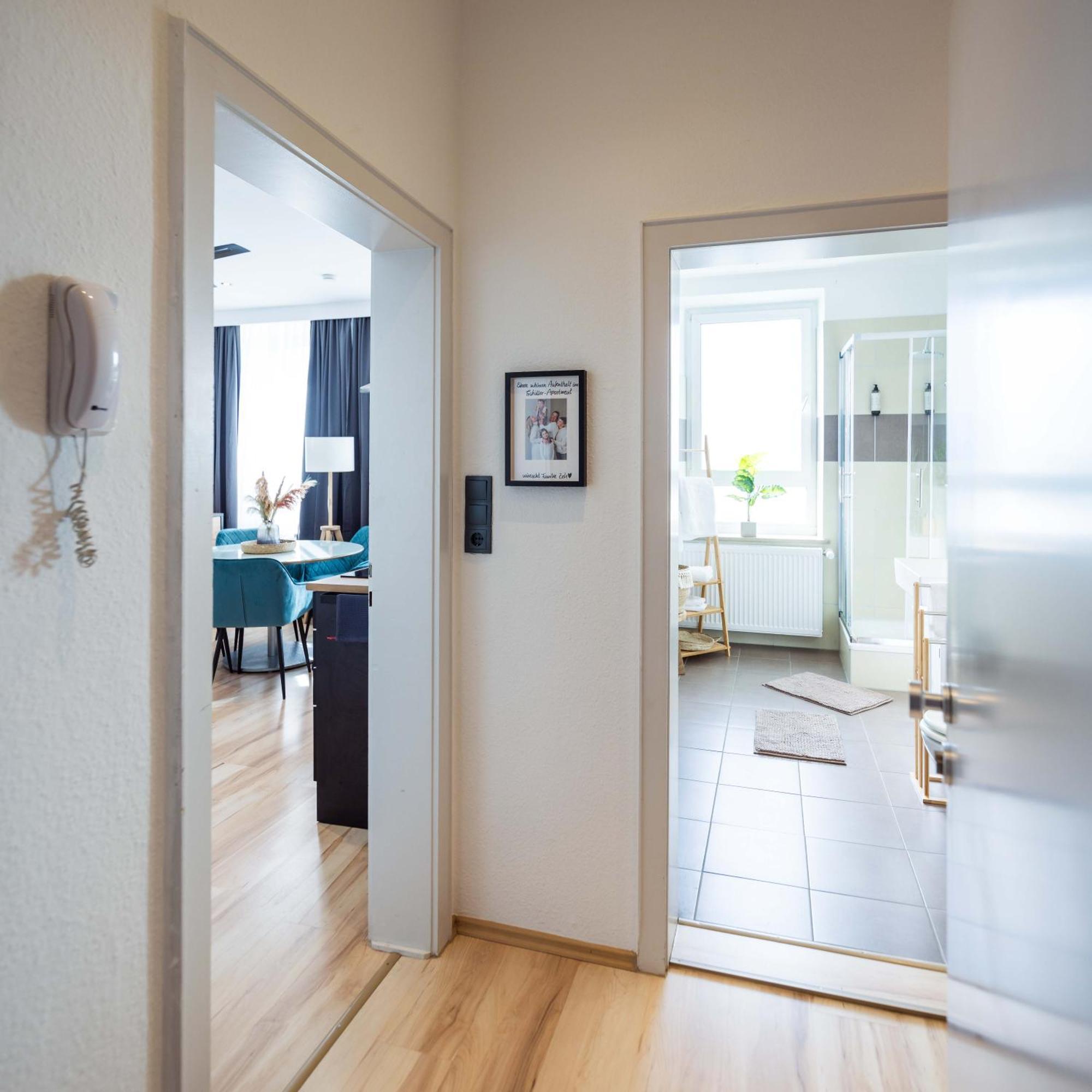 Schillerapartment Hof, Kueche, 24H Digital-Checkin, Parkplatz, Wlan250Mbit Eksteriør billede